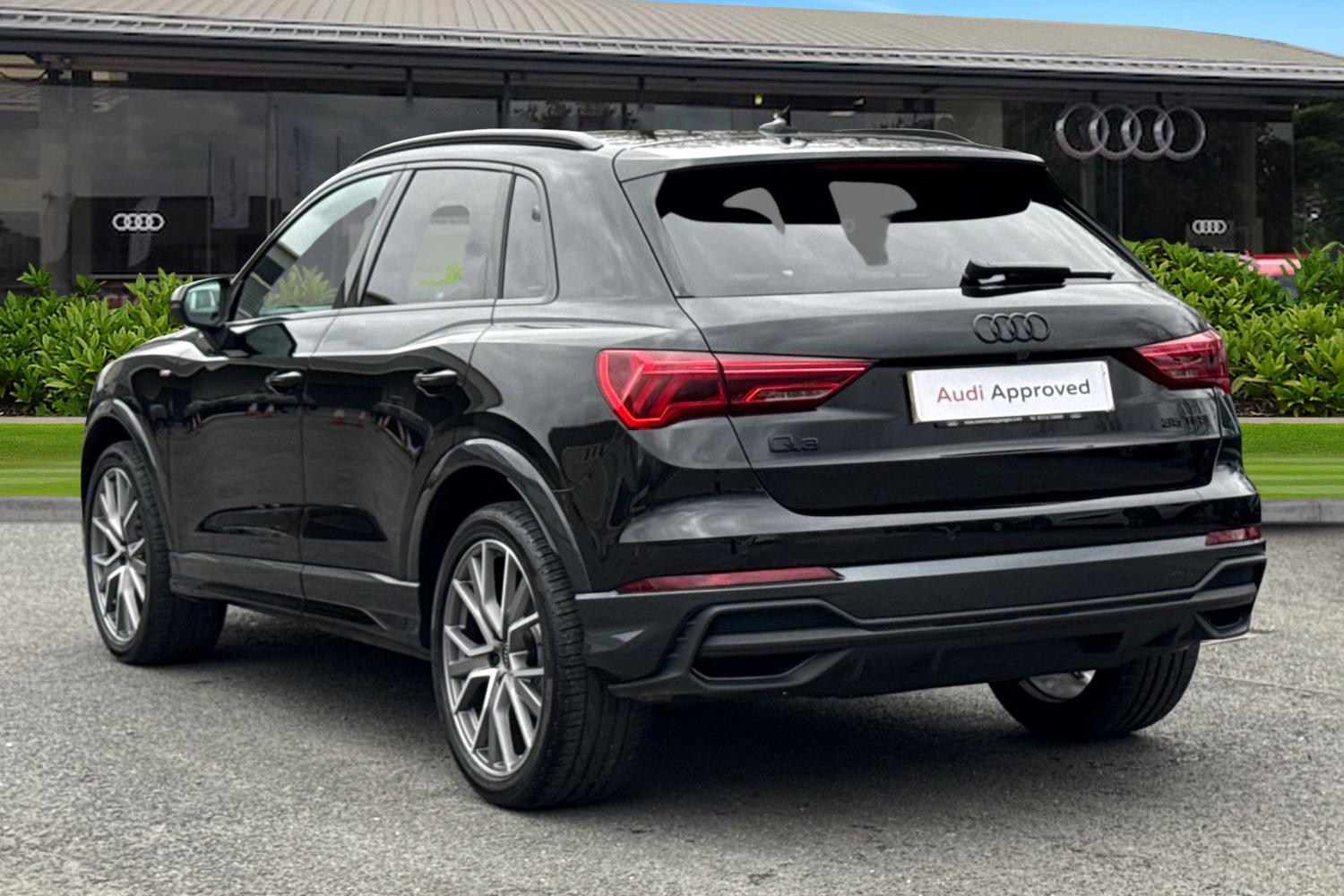 Used Audi Q3 2025 for sale - 77862809: Photo 2