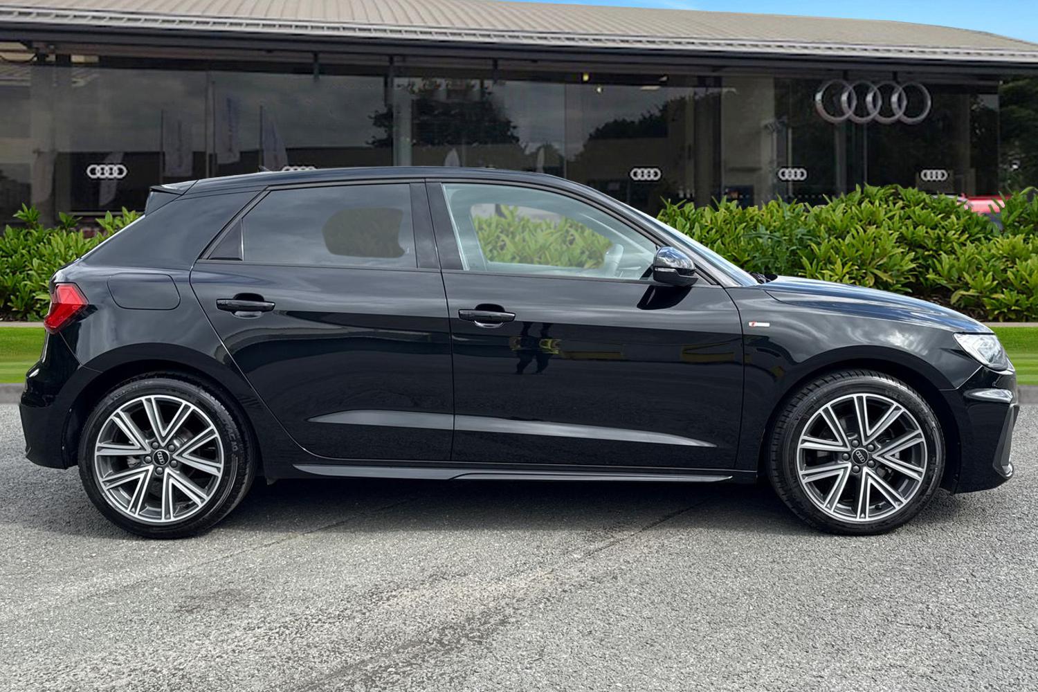 Used Audi A1 2025 for sale - 75819923: Photo 3