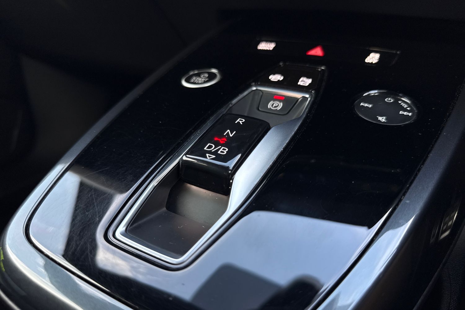 Used Audi Q4 e-tron 2023 for sale - 76863238: Photo 51