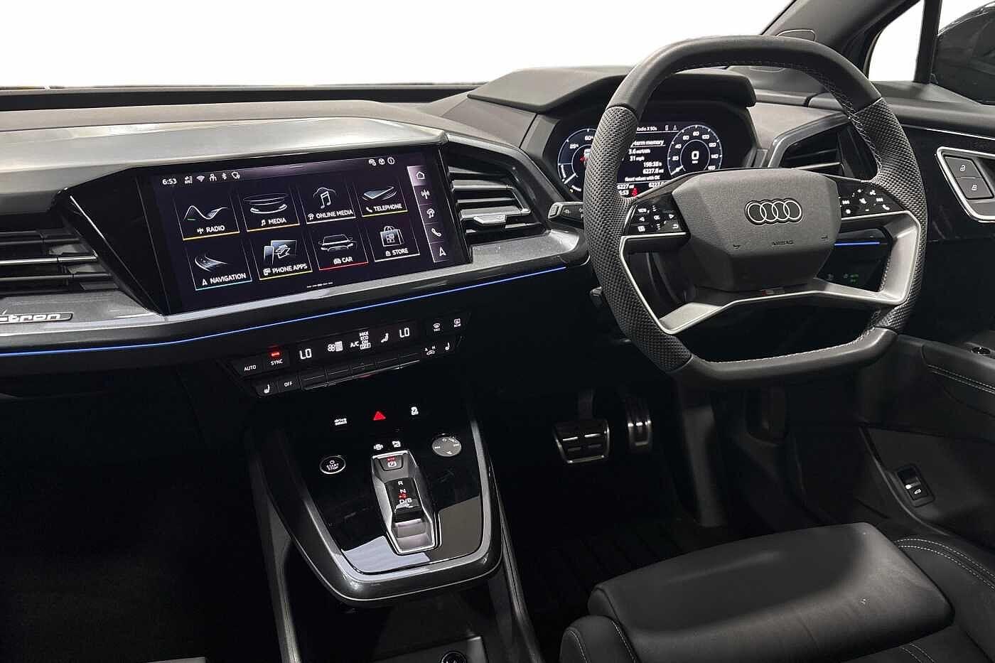 Used Audi Q4 e-tron 2025 for sale - 76353160: Photo 2