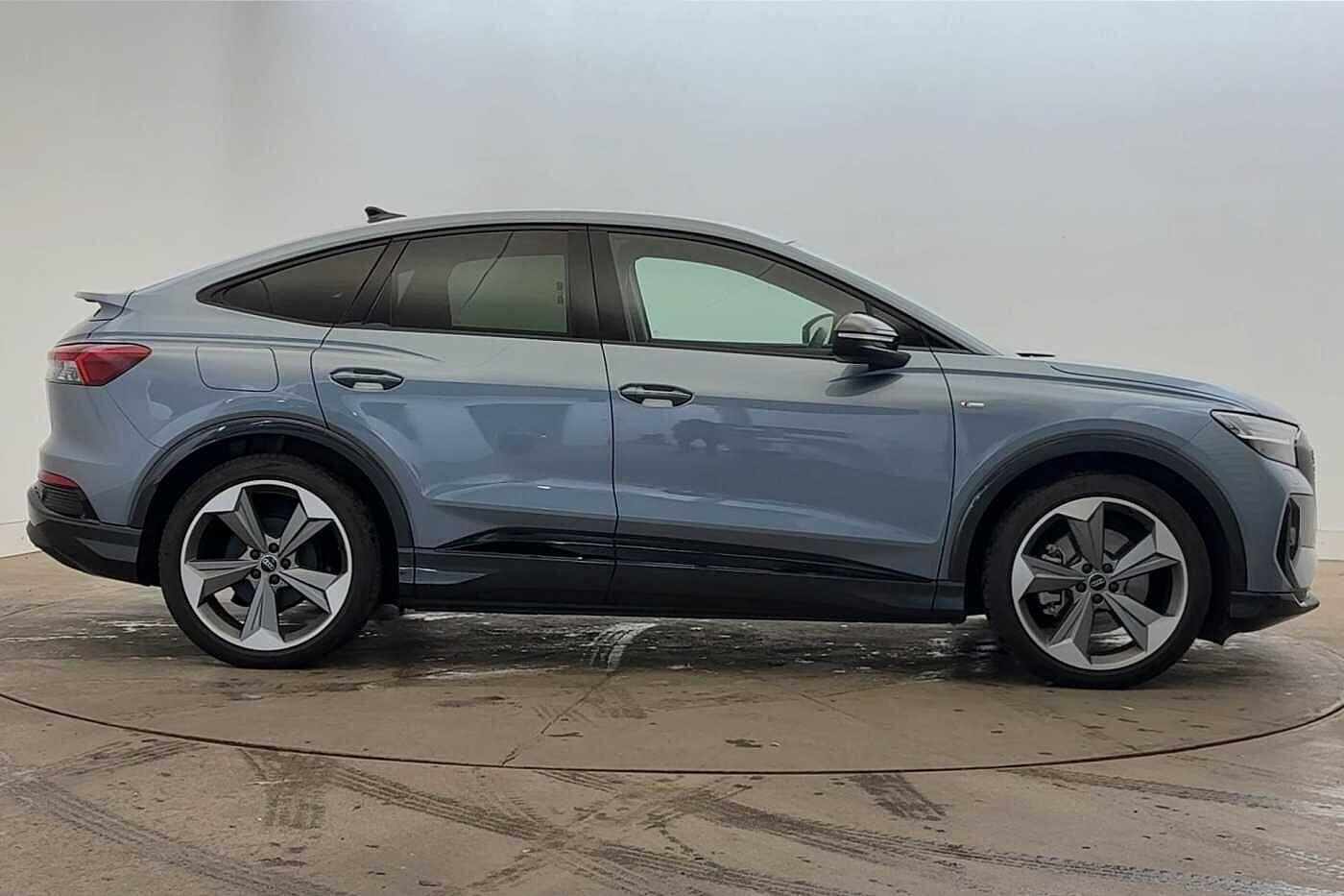 Used Audi Q4 e-tron 2025 for sale - 76353160: Photo 4