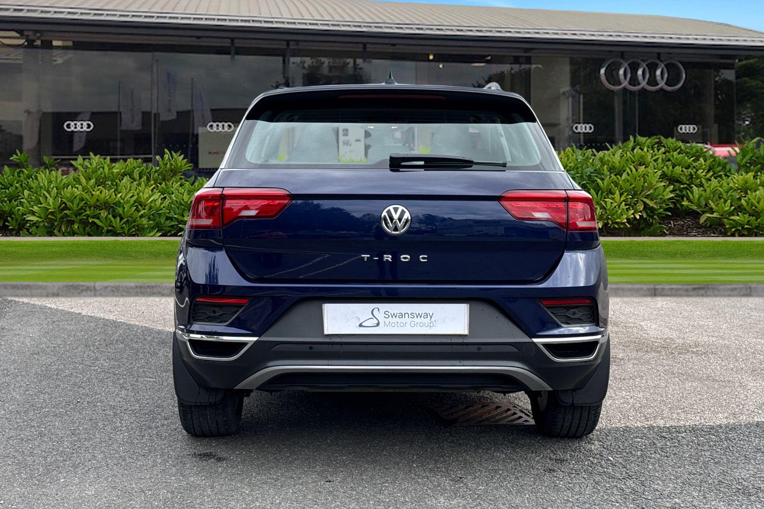 Used Volkswagen T-Roc 2020 for sale - 76353132: Photo 4