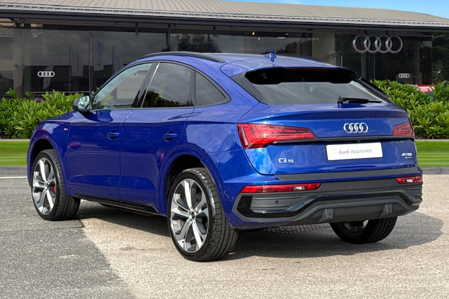 Used Audi Q5 2023 for sale - 76119832: Photo 2