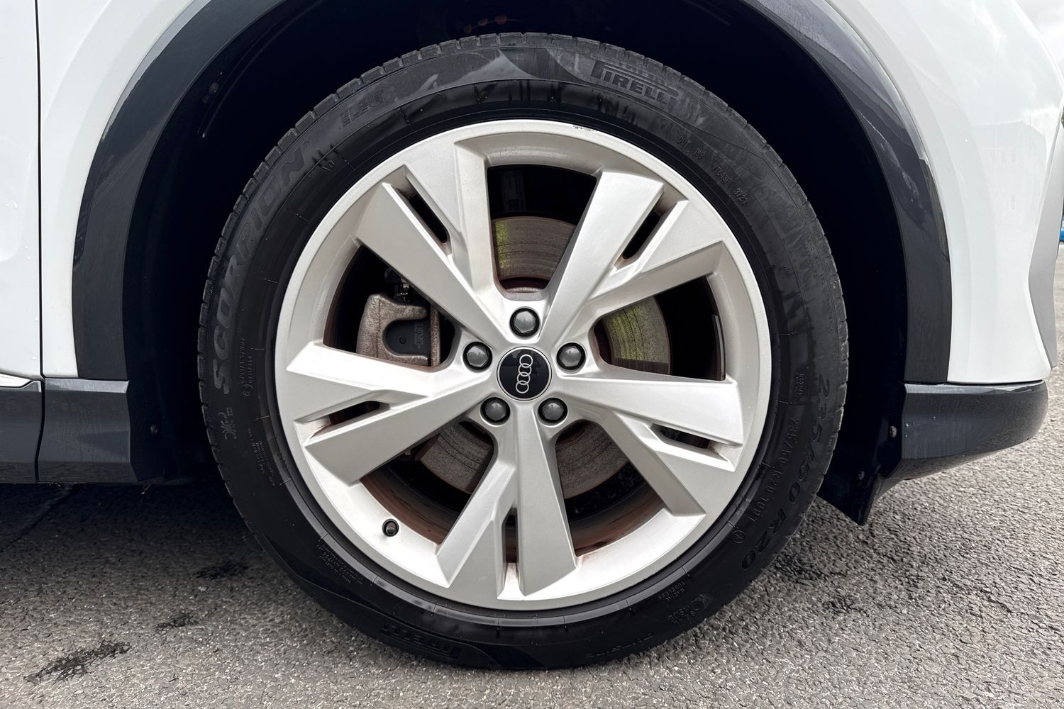 Used Audi e-tron 2024 for sale - 76027174: Photo 10