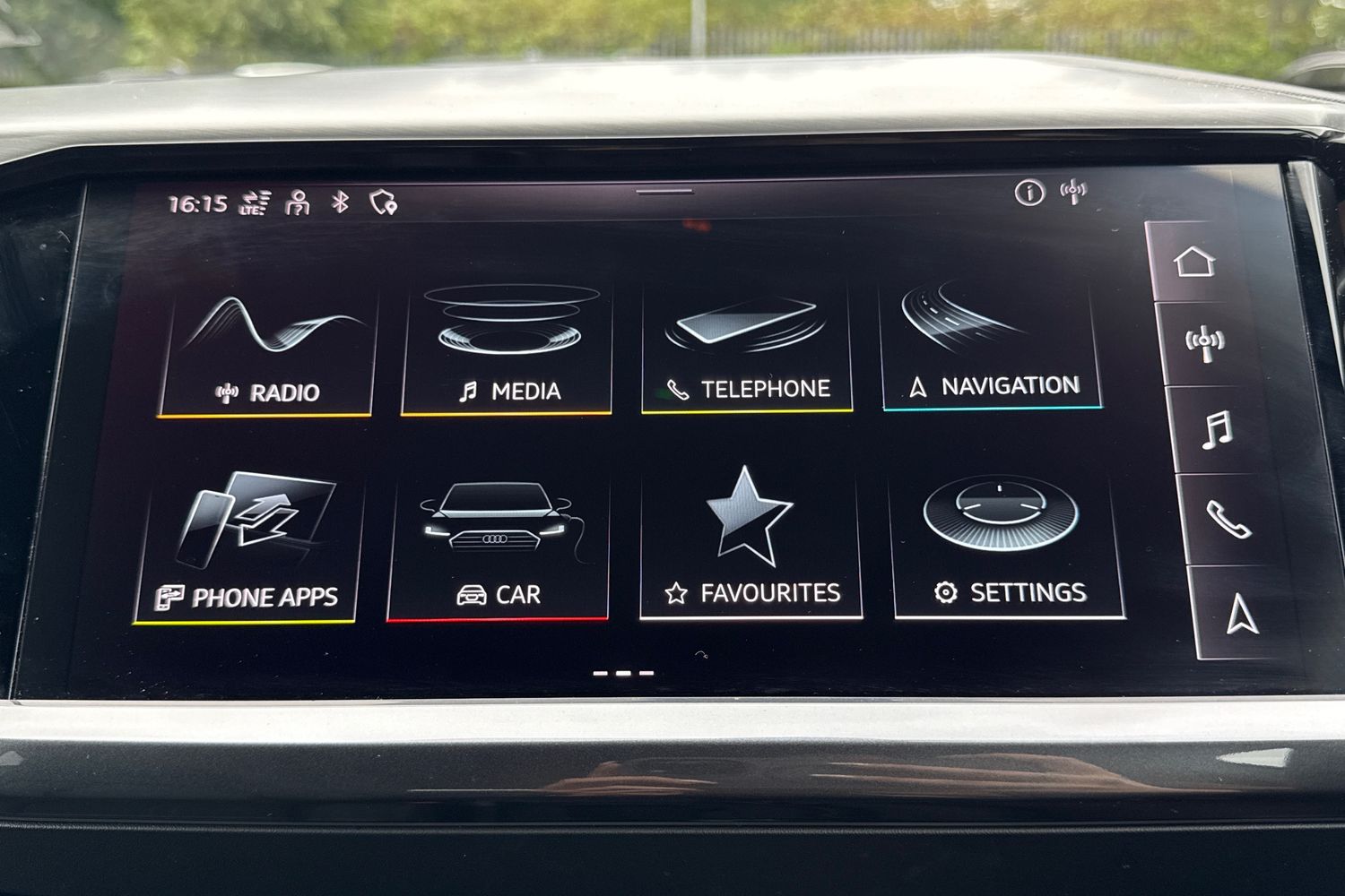 Used Audi e-tron 2024 for sale - 76027174: Photo 17