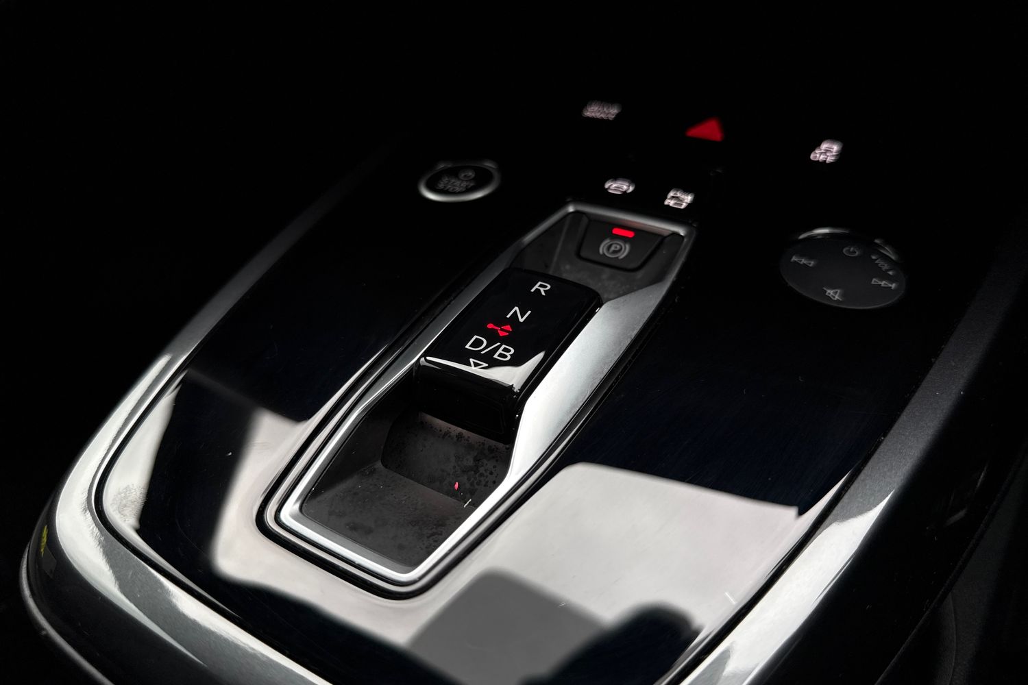 Used Audi e-tron 2024 for sale - 76027174: Photo 51