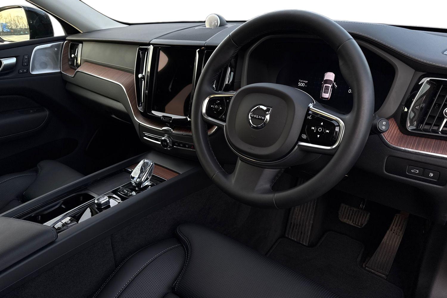 Used Volvo XC60 2023 for sale - 77032381: Photo 13