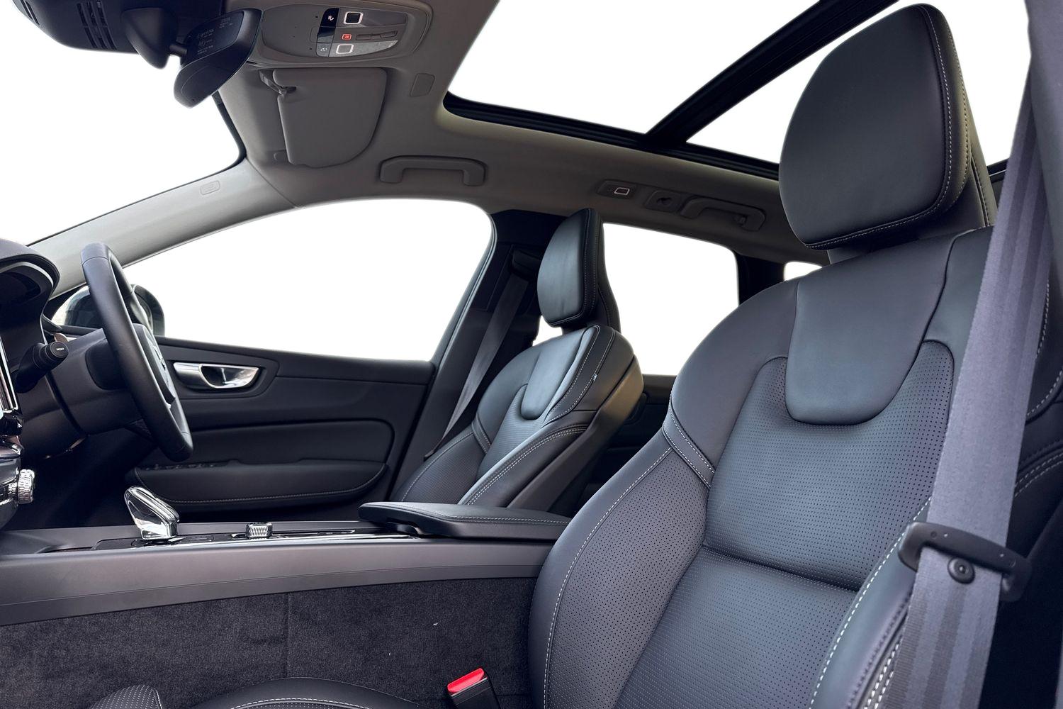 Used Volvo XC60 2023 for sale - 77032381: Photo 15