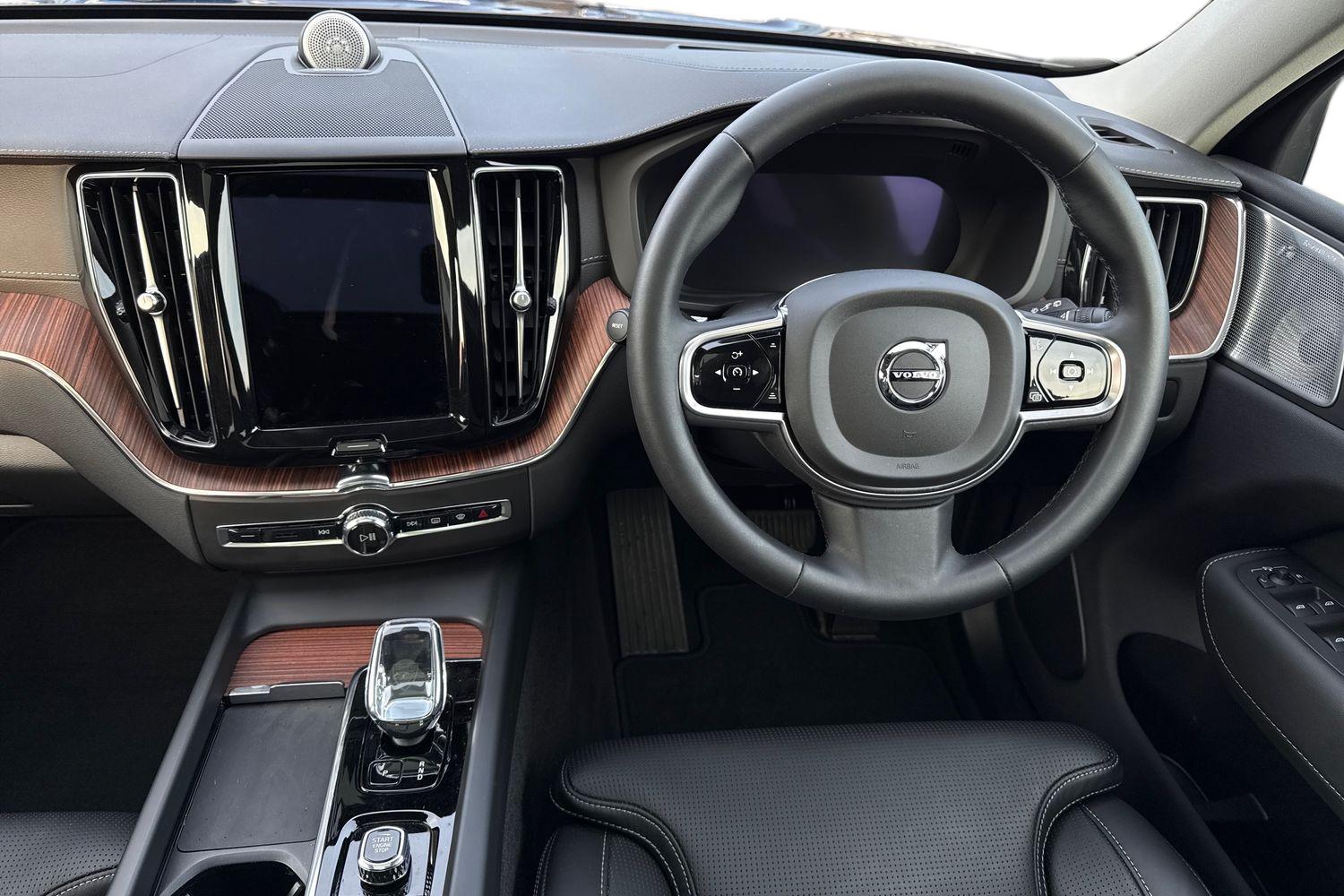 Used Volvo XC60 2023 for sale - 77032381: Photo 17