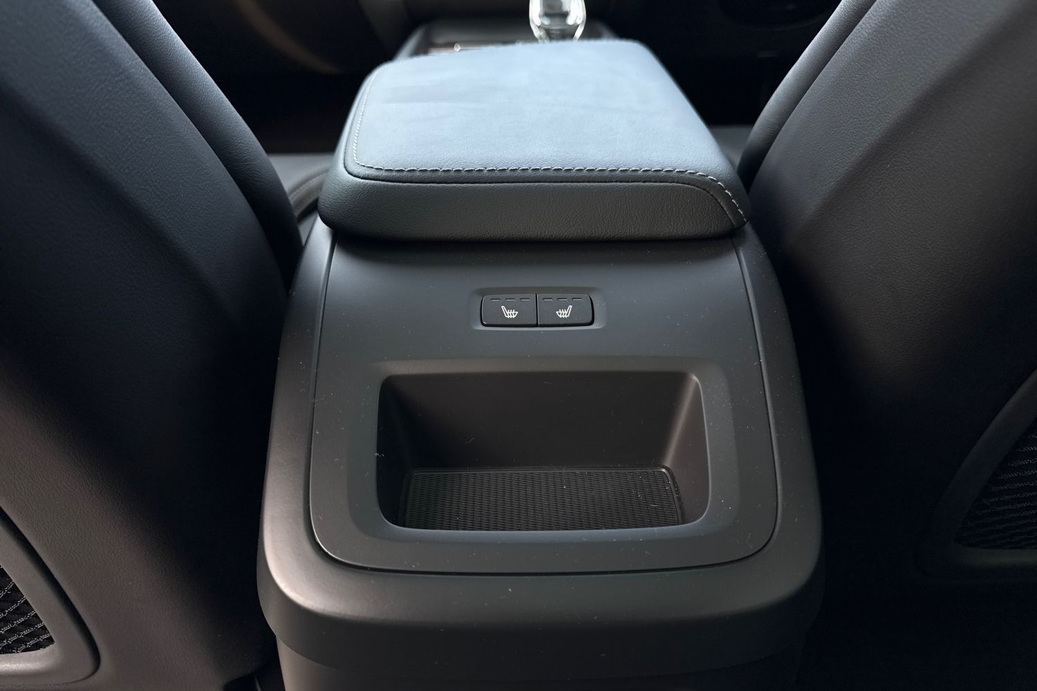 Used Volvo XC60 2023 for sale - 77032381: Photo 35