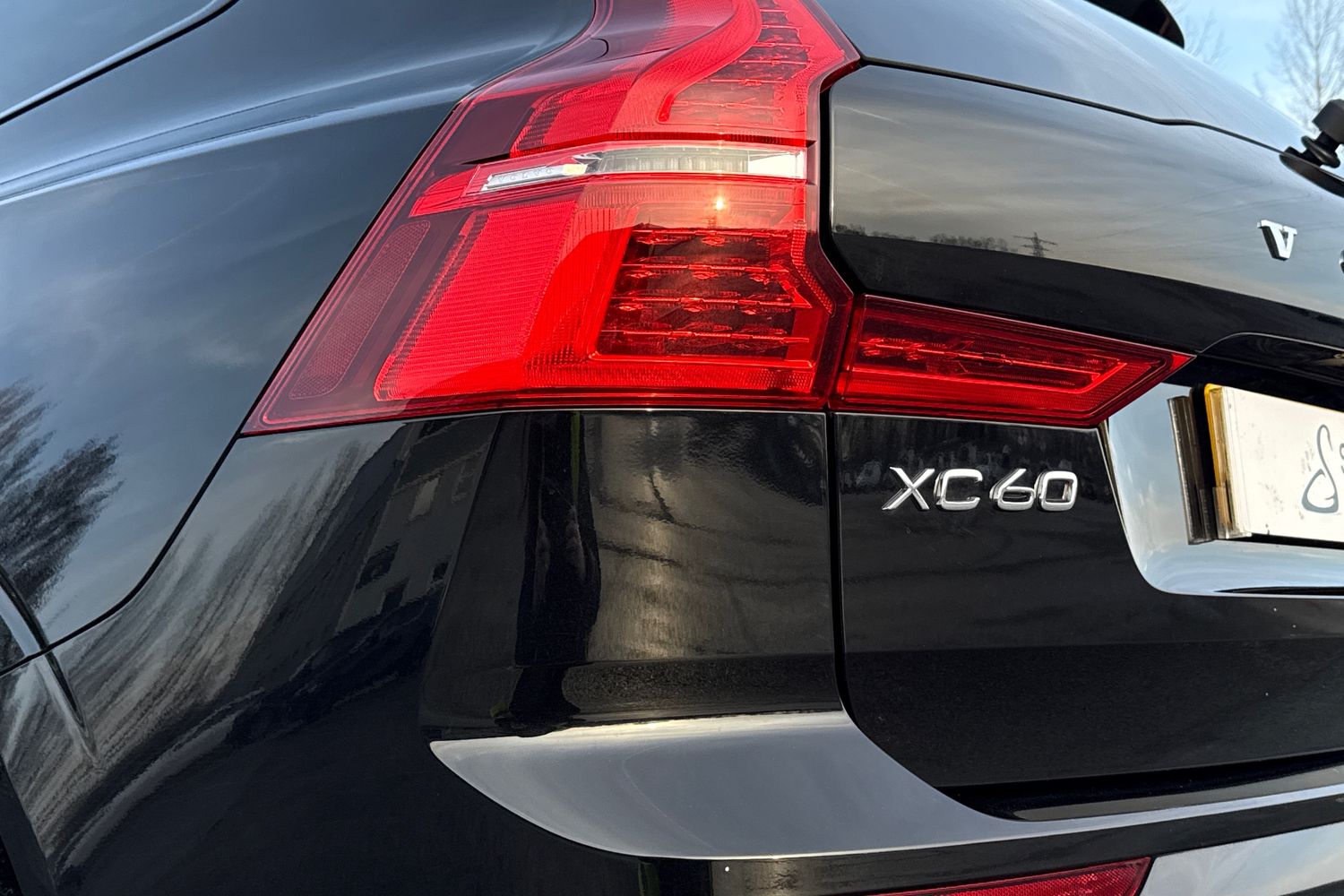 Used Volvo XC60 2023 for sale - 77032381: Photo 7