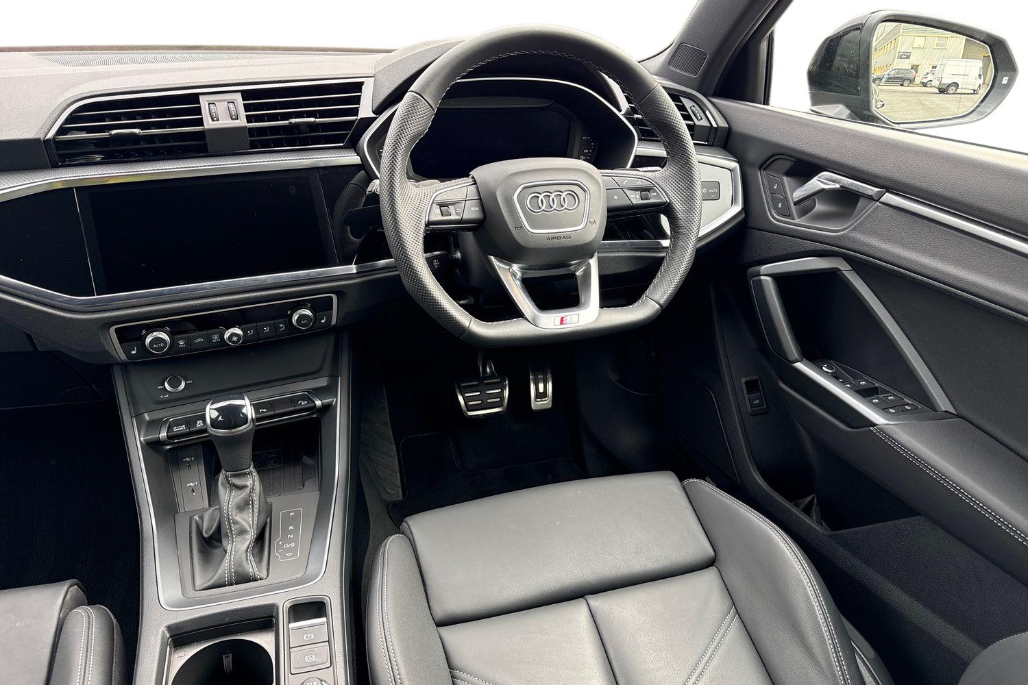 Used Audi Q3 2025 for sale - 77593459: Photo 17