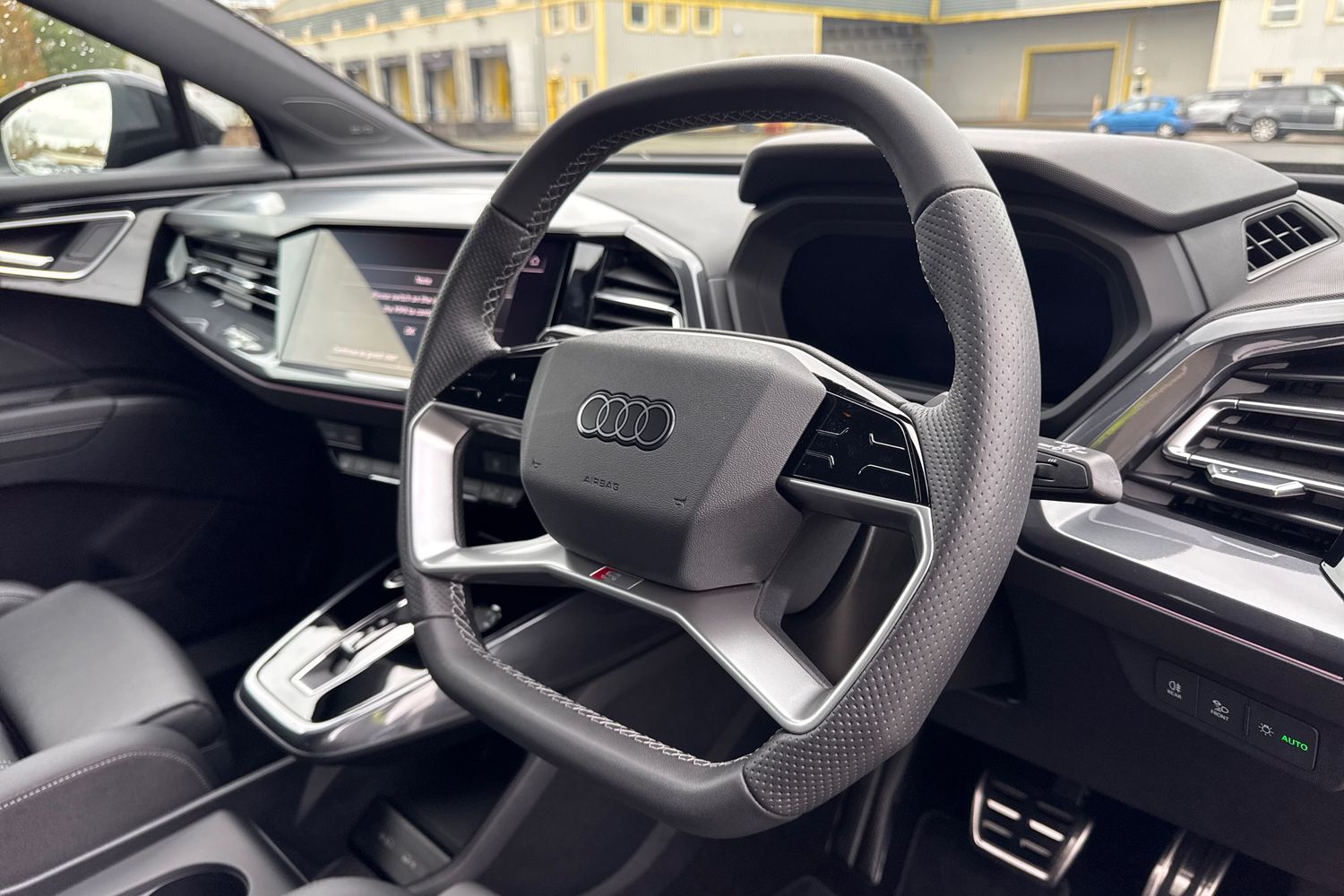 Used Audi Q4 e-tron 2025 for sale - 76520052: Photo 48