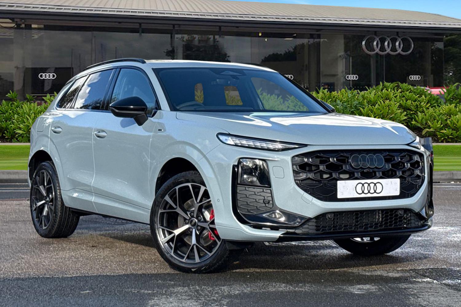 Used Audi Q3 2025 for sale - 76353109: Photo 1