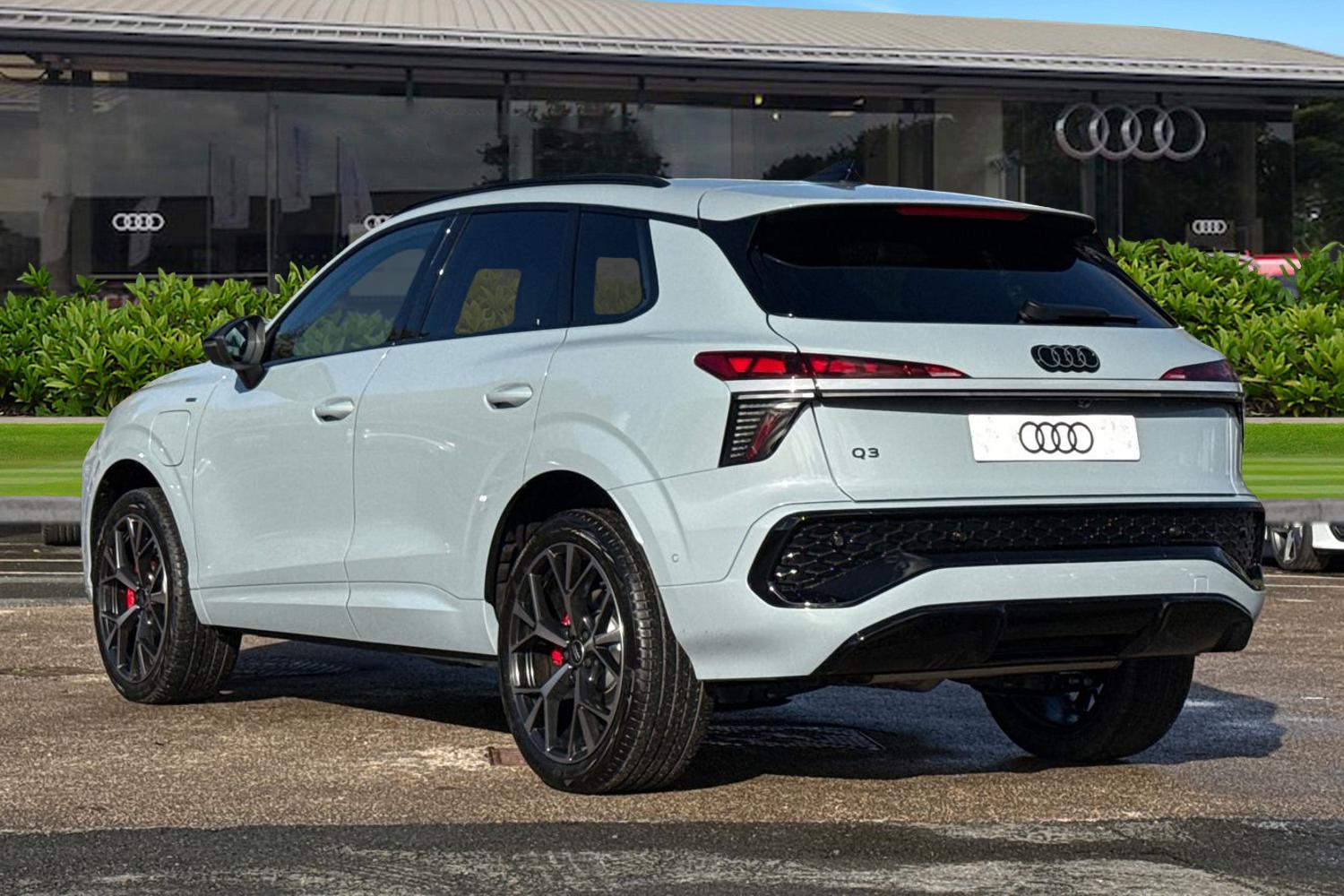 Used Audi Q3 2025 for sale - 76353109: Photo 2