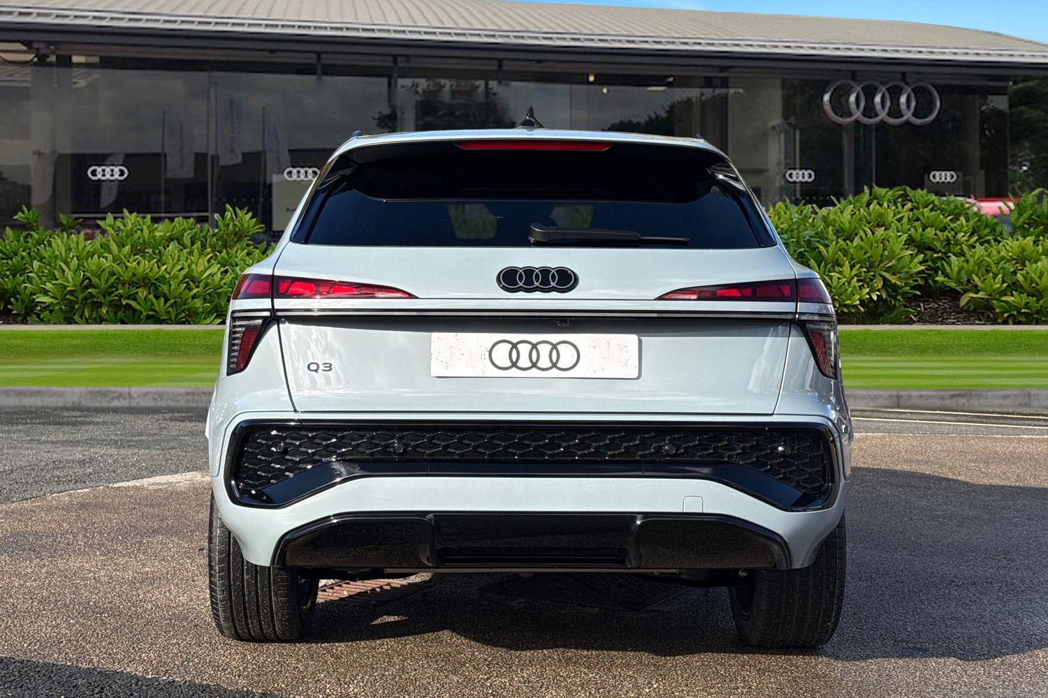 Used Audi Q3 2025 for sale - 76353109: Photo 4