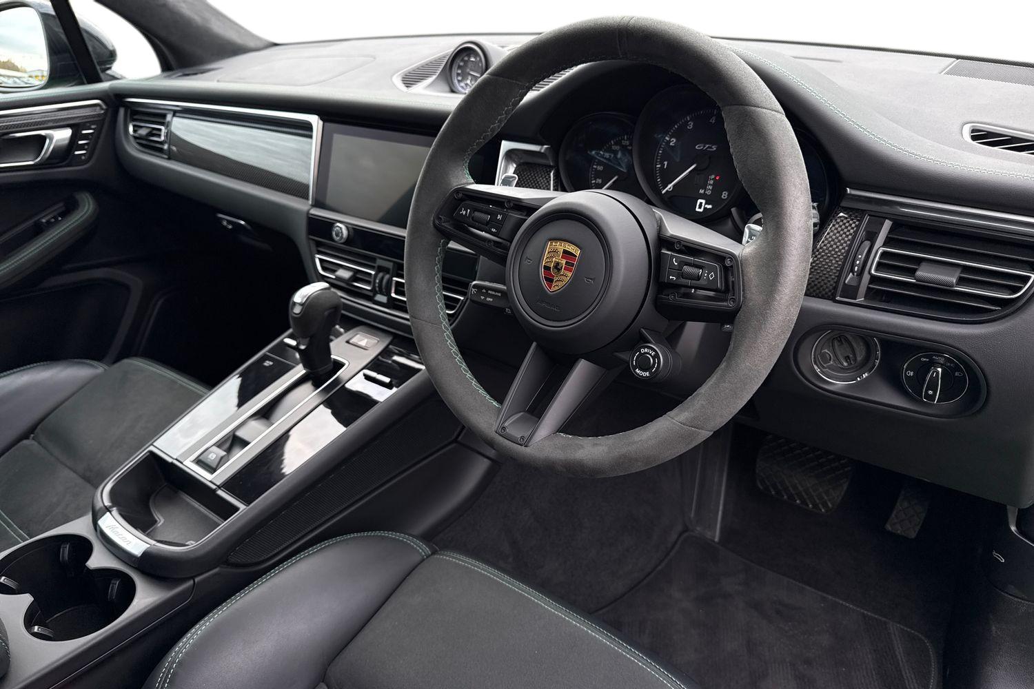 Used Porsche Macan 2023 for sale - 76569575: Photo 13