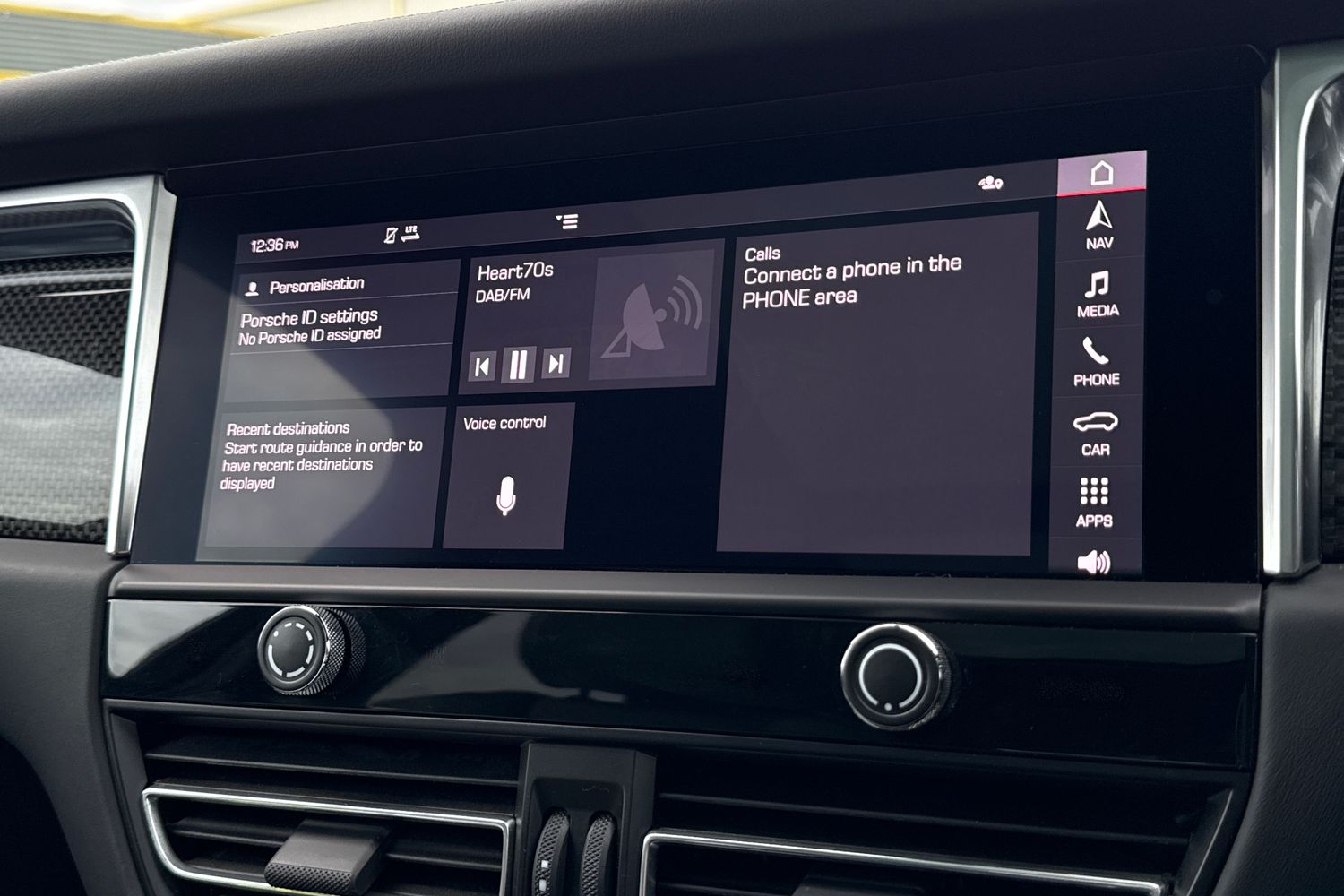 Used Porsche Macan 2023 for sale - 76569575: Photo 16