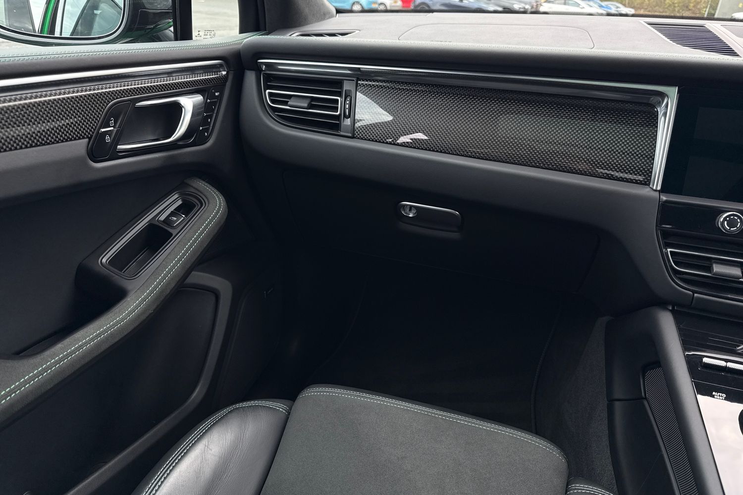 Used Porsche Macan 2023 for sale - 76569575: Photo 19