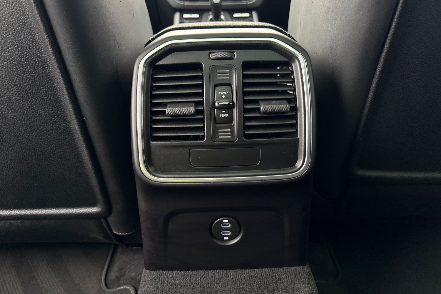 Used Porsche Macan 2023 for sale - 76569575: Photo 36