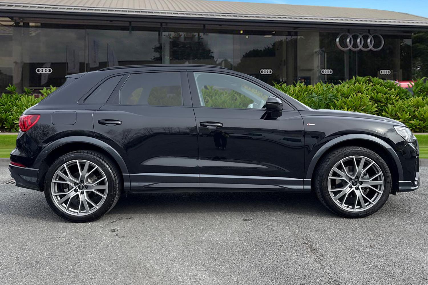 Used Audi Q3 2025 for sale - 78120925: Photo 3