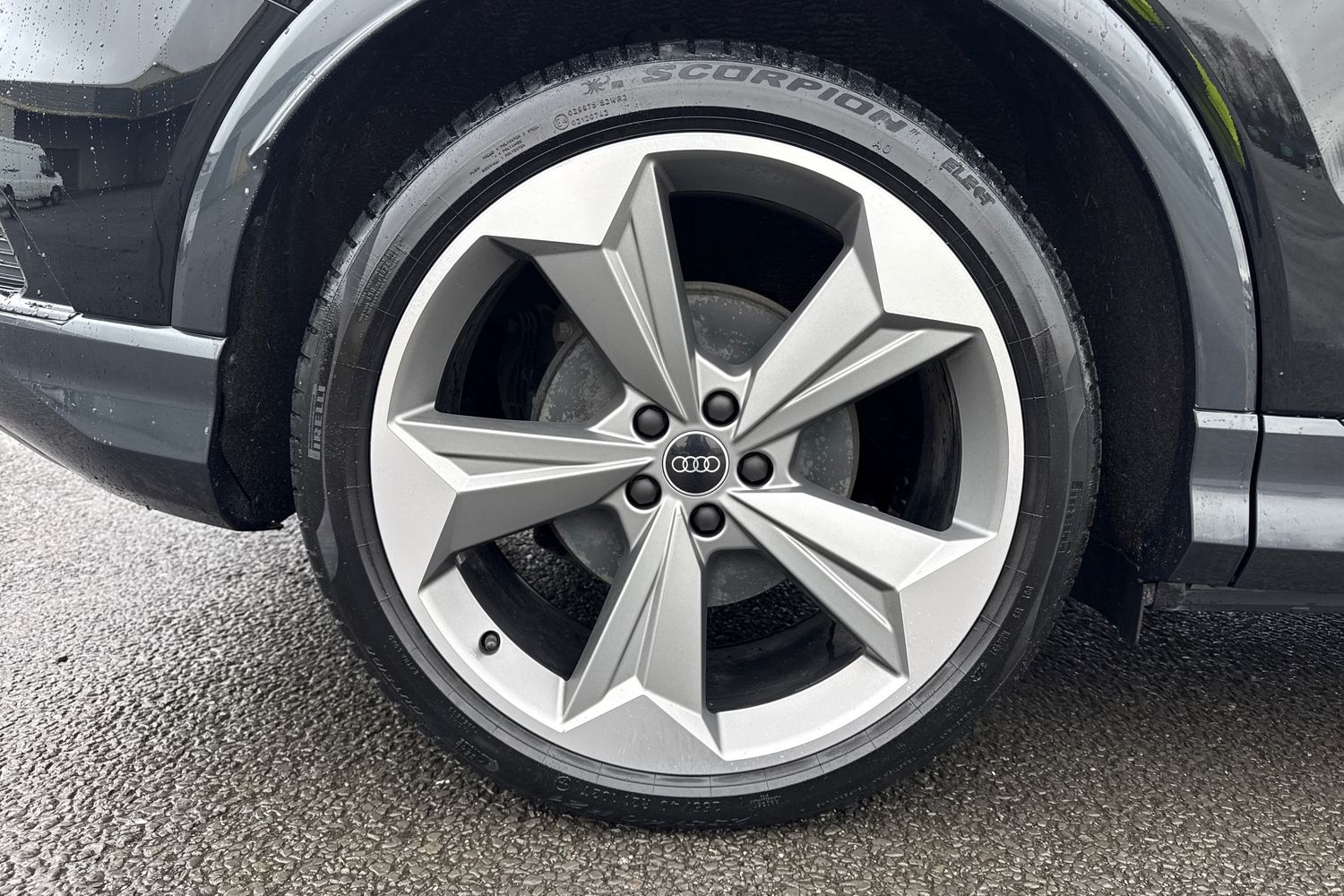 Used Audi Q4 e-tron 2024 for sale - 77961471: Photo 10