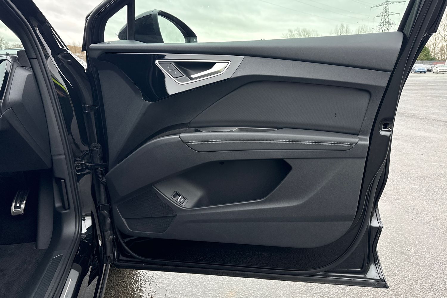 Used Audi Q4 e-tron 2024 for sale - 77961471: Photo 47