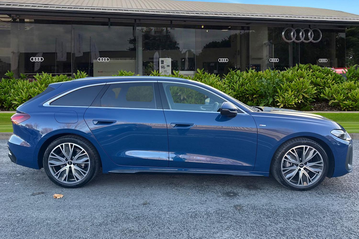 Used Audi A5 2025 for sale - 76732474: Photo 3