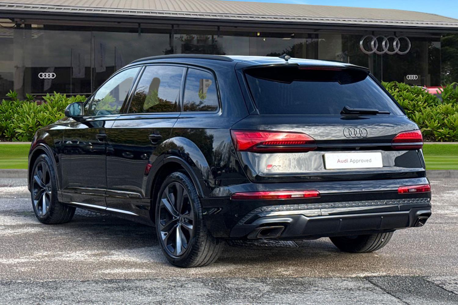 Used Audi Q7 2025 for sale - 76353242: Photo 2