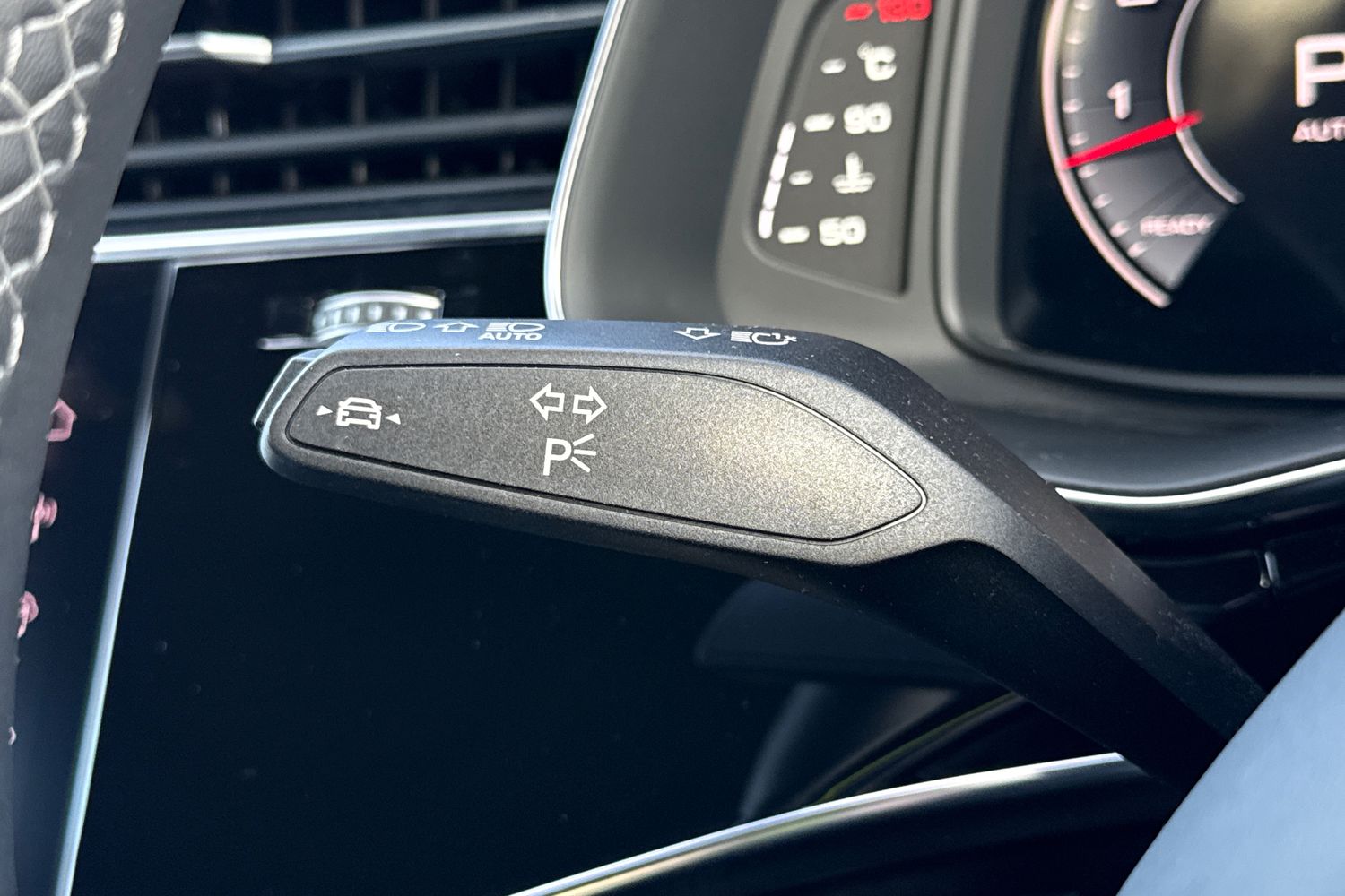 Used Audi Q7 2025 for sale - 76353242: Photo 35