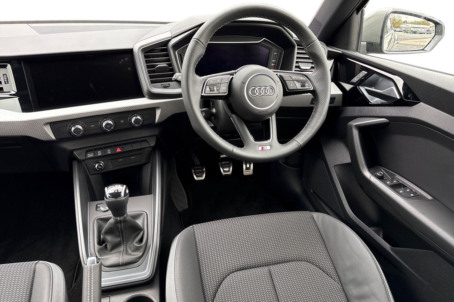 Used Audi A1 2025 for sale - 76351977: Photo 17