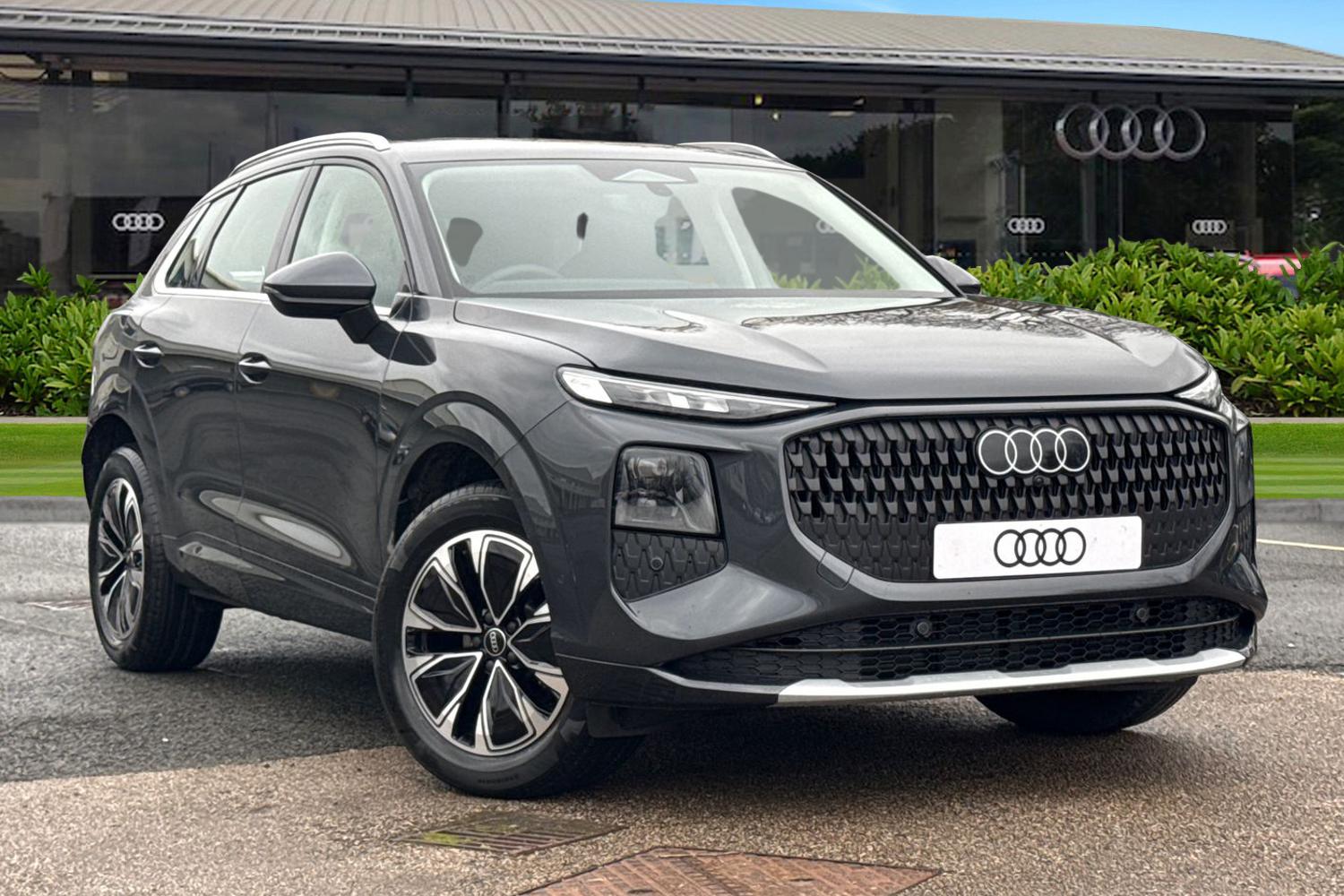 Used Audi Q3 2026 for sale - 77355392: Photo 1