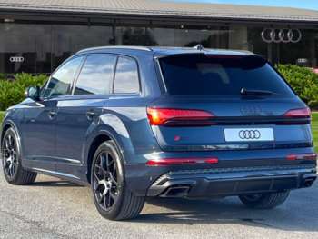 Used Audi Q7 2025 for sale - 73400082: Photo