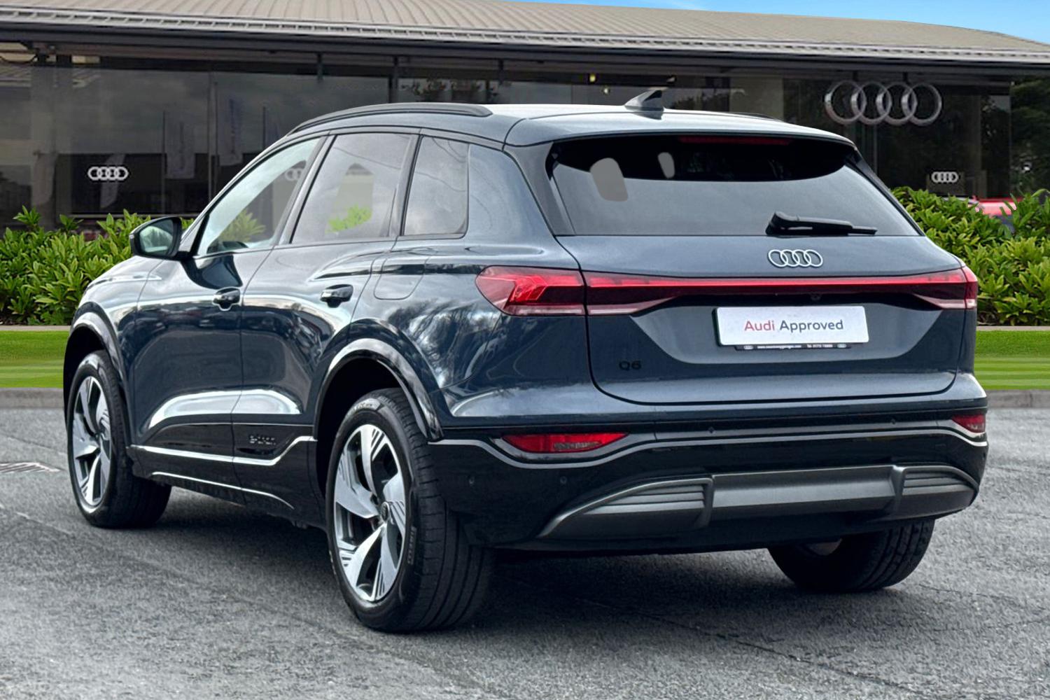 Used Audi Q6 e-tron 2024 for sale - 77401822: Photo 2