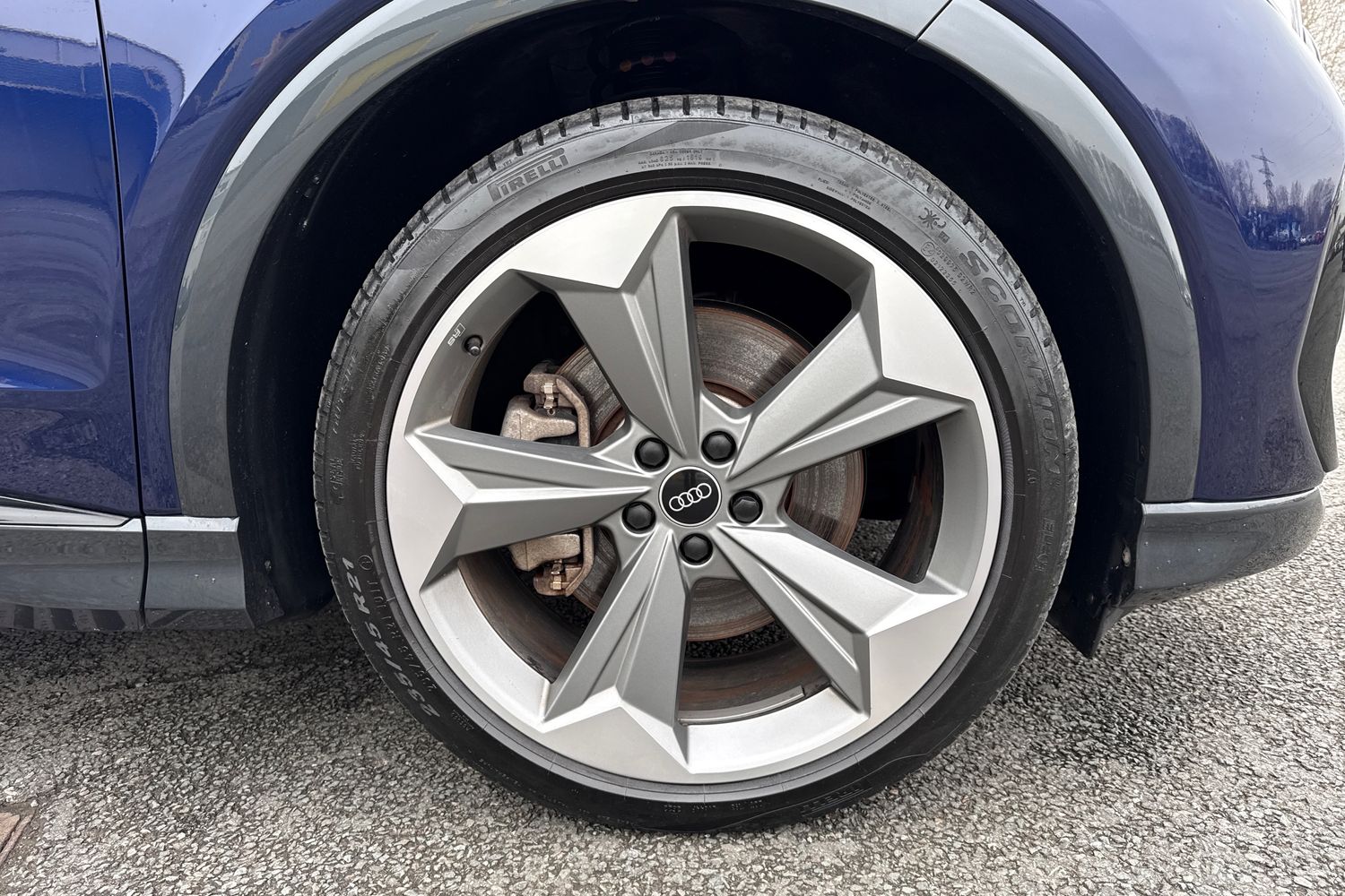 Used Audi Q4 e-tron 2024 for sale - 77812663: Photo 10