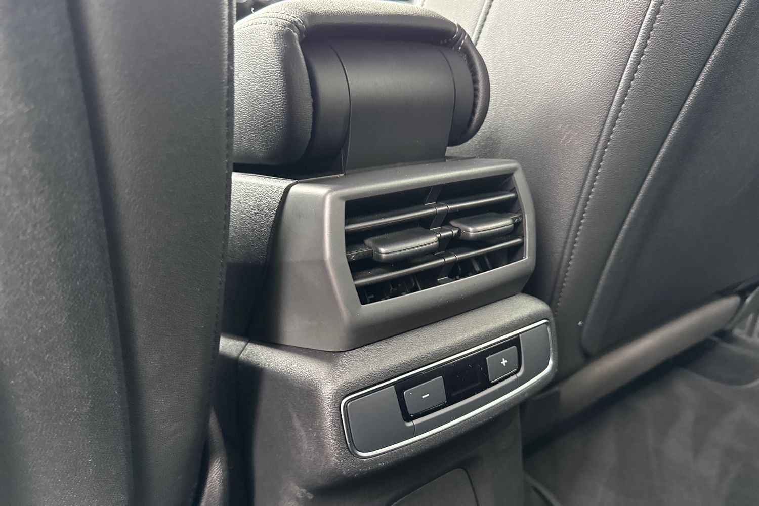 Used Audi Q4 e-tron 2024 for sale - 77812663: Photo 40