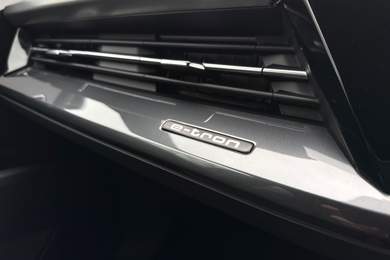 Used Audi Q4 e-tron 2024 for sale - 77812663: Photo 59