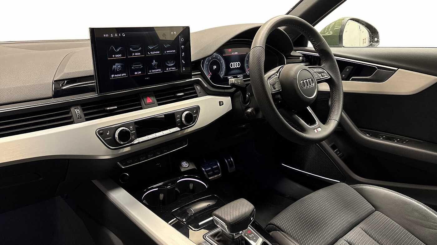 Used Audi A4 Avant 2023 for sale - 76558195: Photo 2