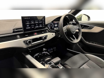 Used Audi A4 Avant 2023 for sale - 76558195: Photo