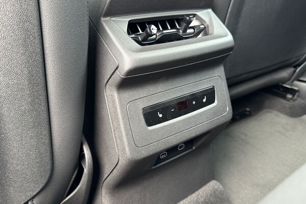 Used Audi Q6 e-tron 2025 for sale - 74961077: Photo 44