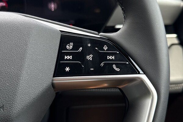 Used Audi Q6 e-tron 2025 for sale - 74961077: Photo 51