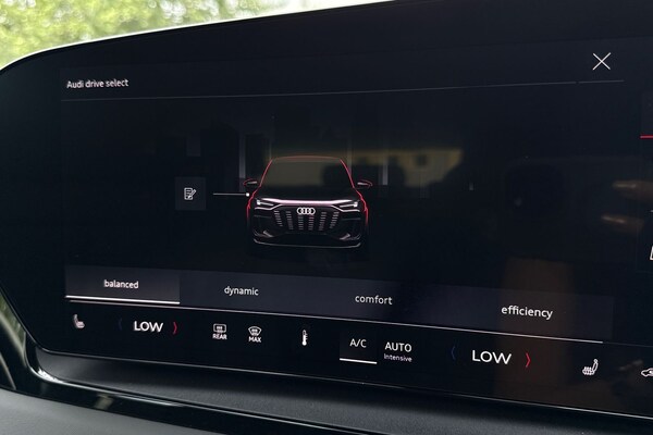Used Audi Q6 e-tron 2025 for sale - 74961077: Photo 57