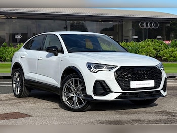 Audi - Q3