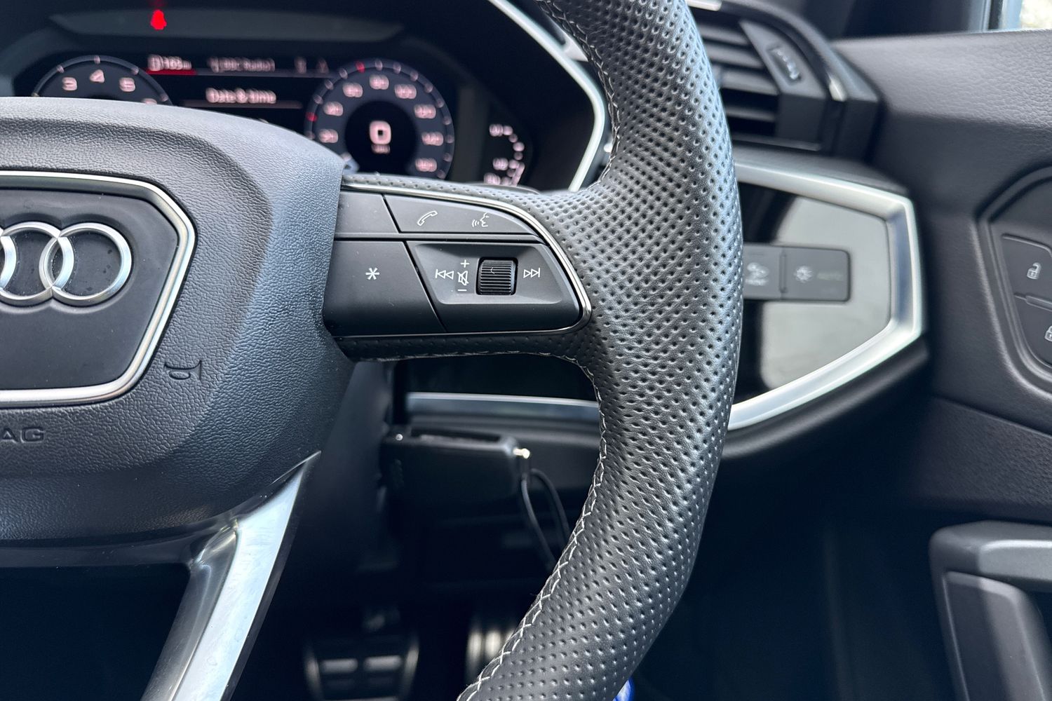 Used Audi Q3 2025 for sale - 76401636: Photo 33