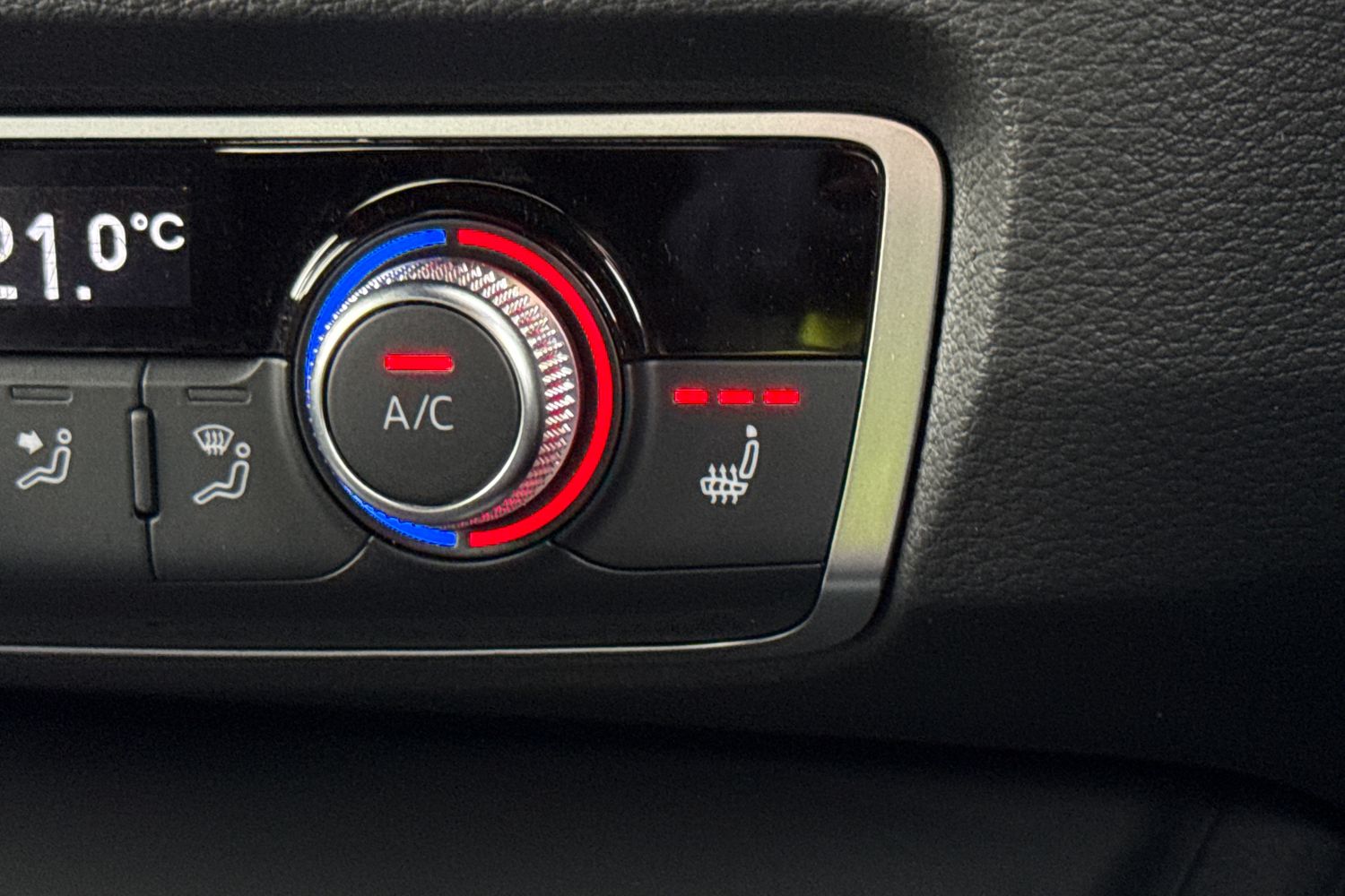 Used Audi Q3 2025 for sale - 76401636: Photo 44