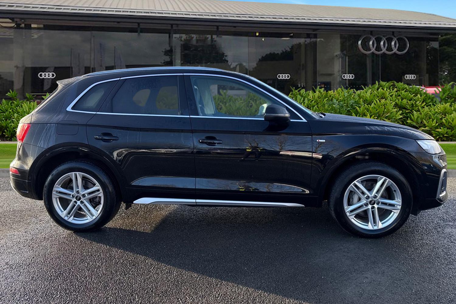 Used Audi Q5 2024 for sale - 77895857: Photo 3