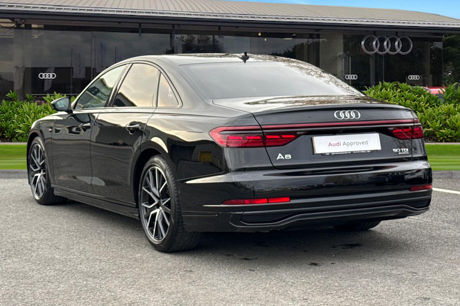 Used Audi A8 2023 for sale - 77500955: Photo 2