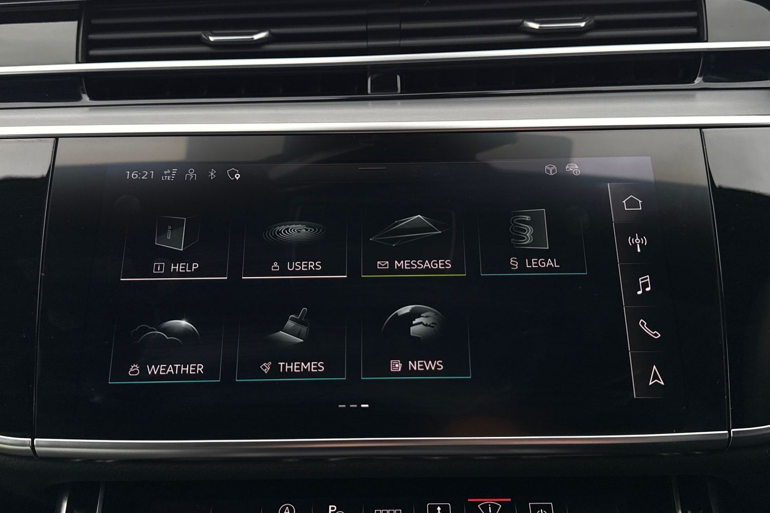 Used Audi A8 2023 for sale - 77500955: Photo 44