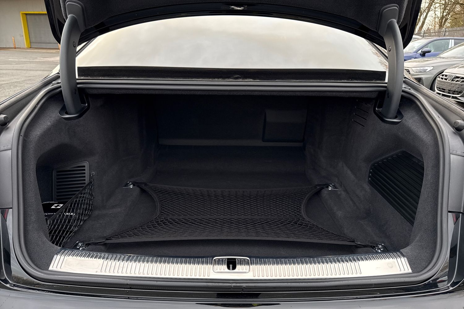 Used Audi A8 2023 for sale - 77500955: Photo 7