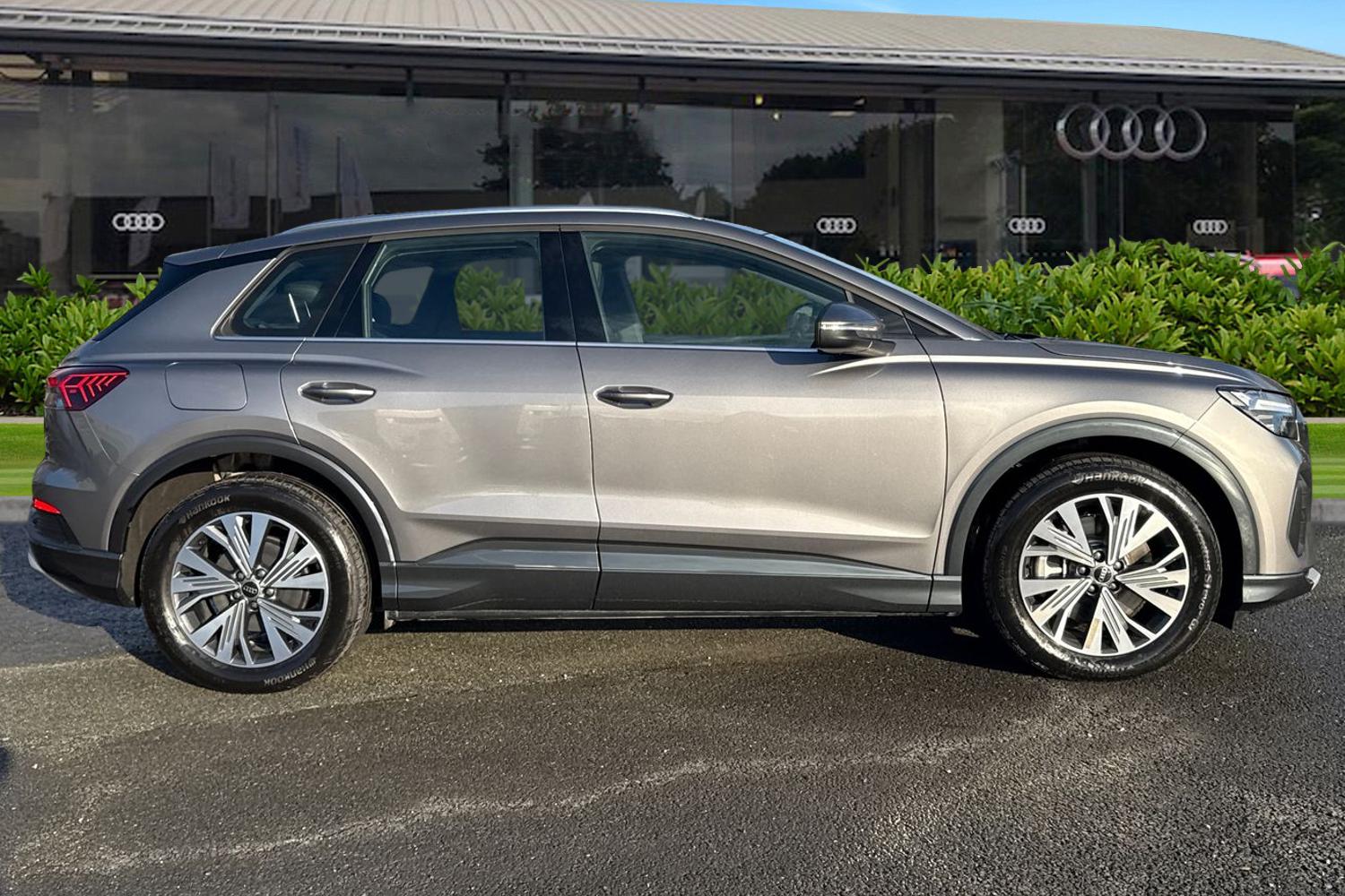 Used Audi Q4 e-tron 2025 for sale - 76805425: Photo 3